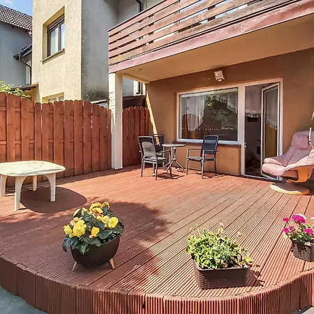 1 Bedroom Cozy In Apartment *