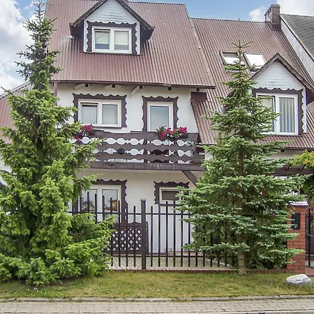 1 Bedroom Cozy In *